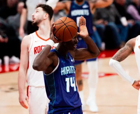 星空体育官网-势如破竹！黄蜂客胜火箭豪取八连胜，战绩来到24胜28负